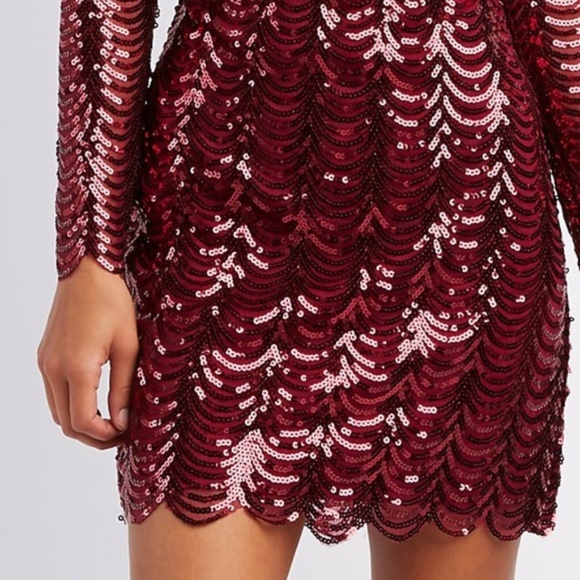 NWT SEXY Scalloped Sequins Burgundy Bodycon Dress - Picture 2 of 6
